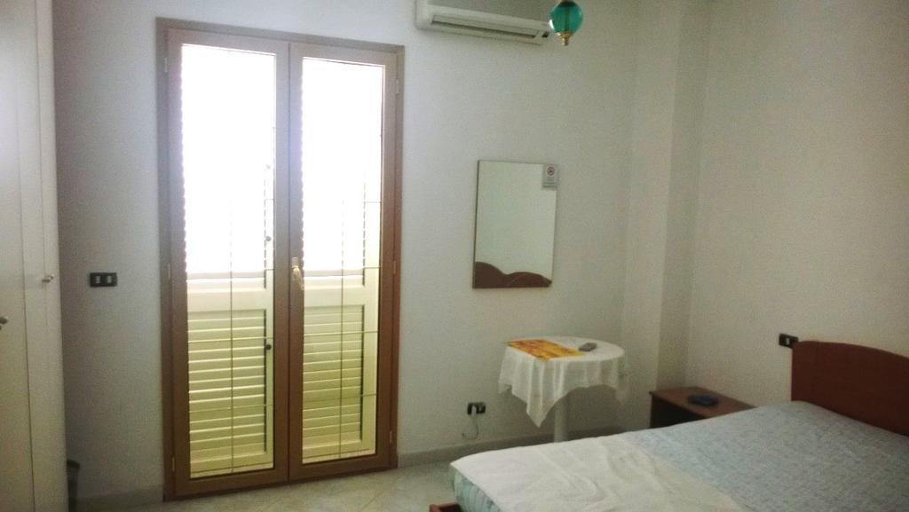 B&B Shalom Condofuri Marina Rom bilde